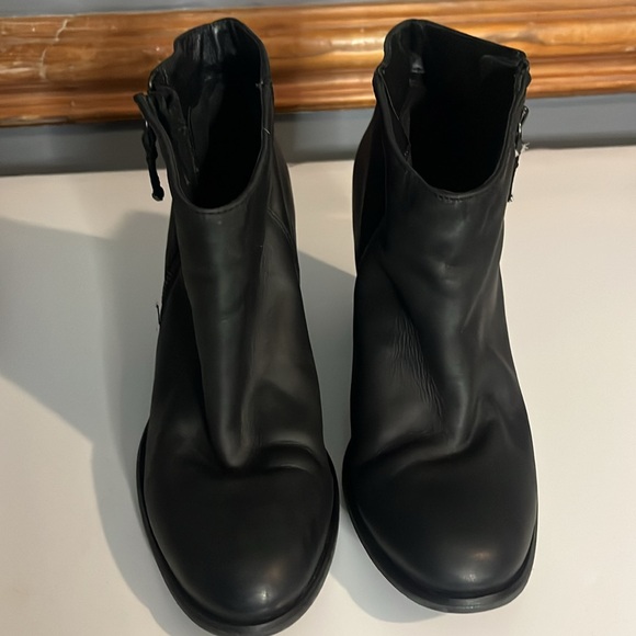 Aldo booties 9 - Picture 2 of 7